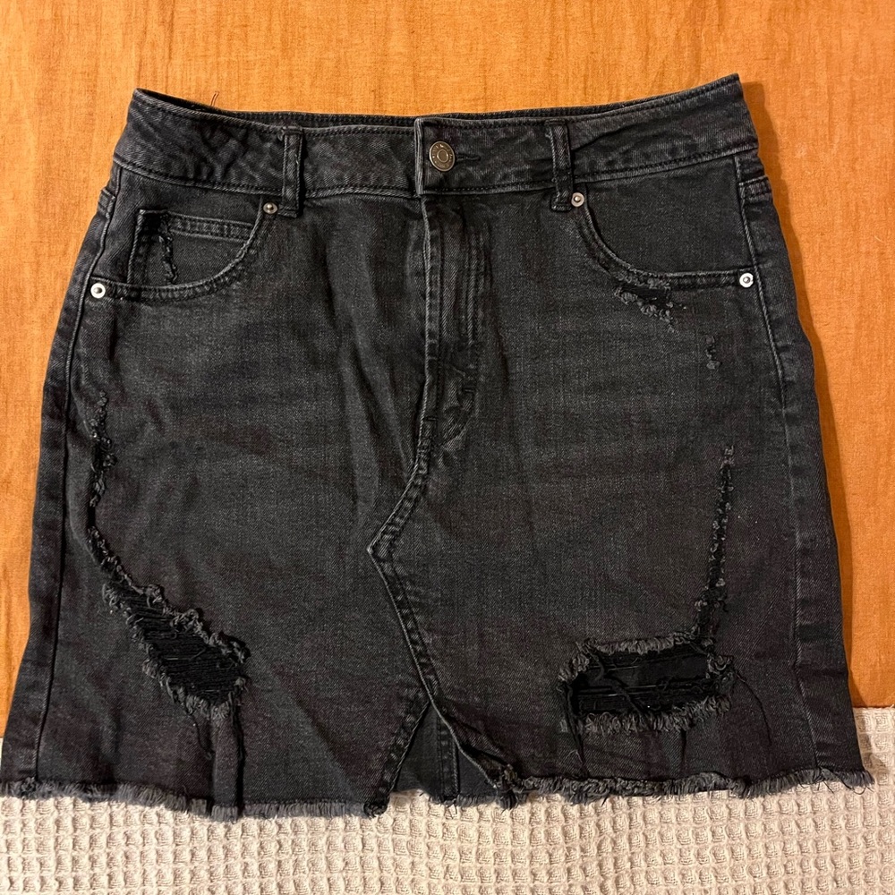 Black Denim Skirt!